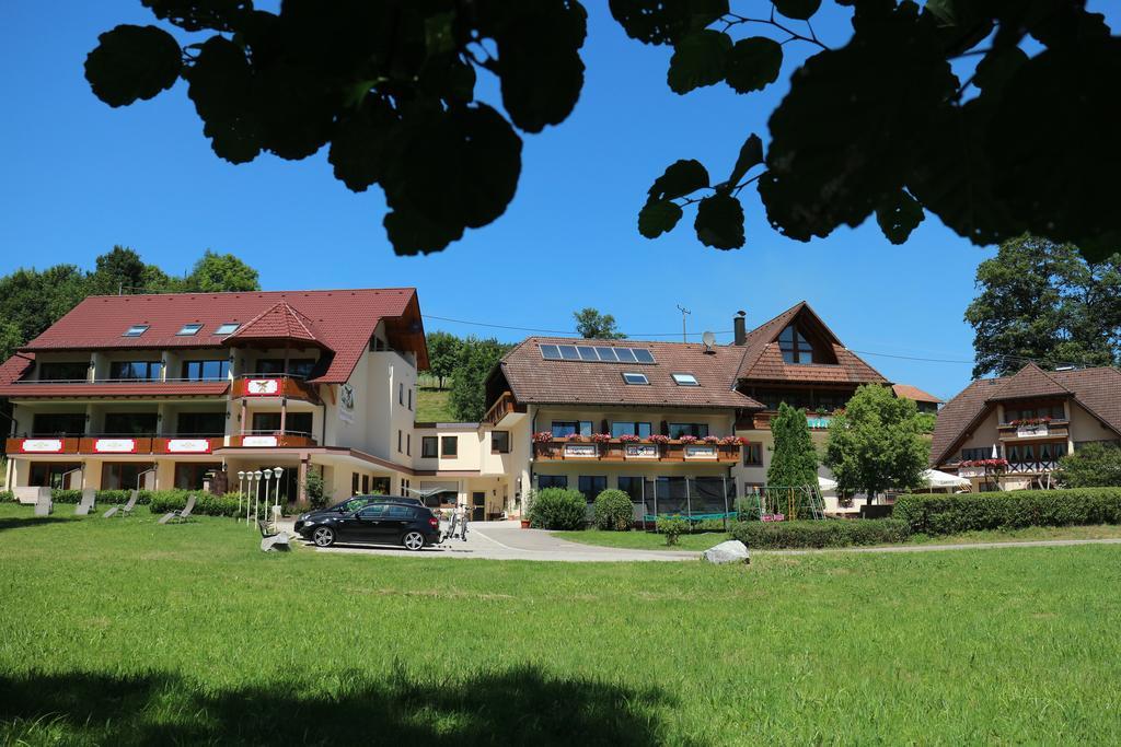 Landgasthof Adler Pelzmuehle Biederbach Exterior photo